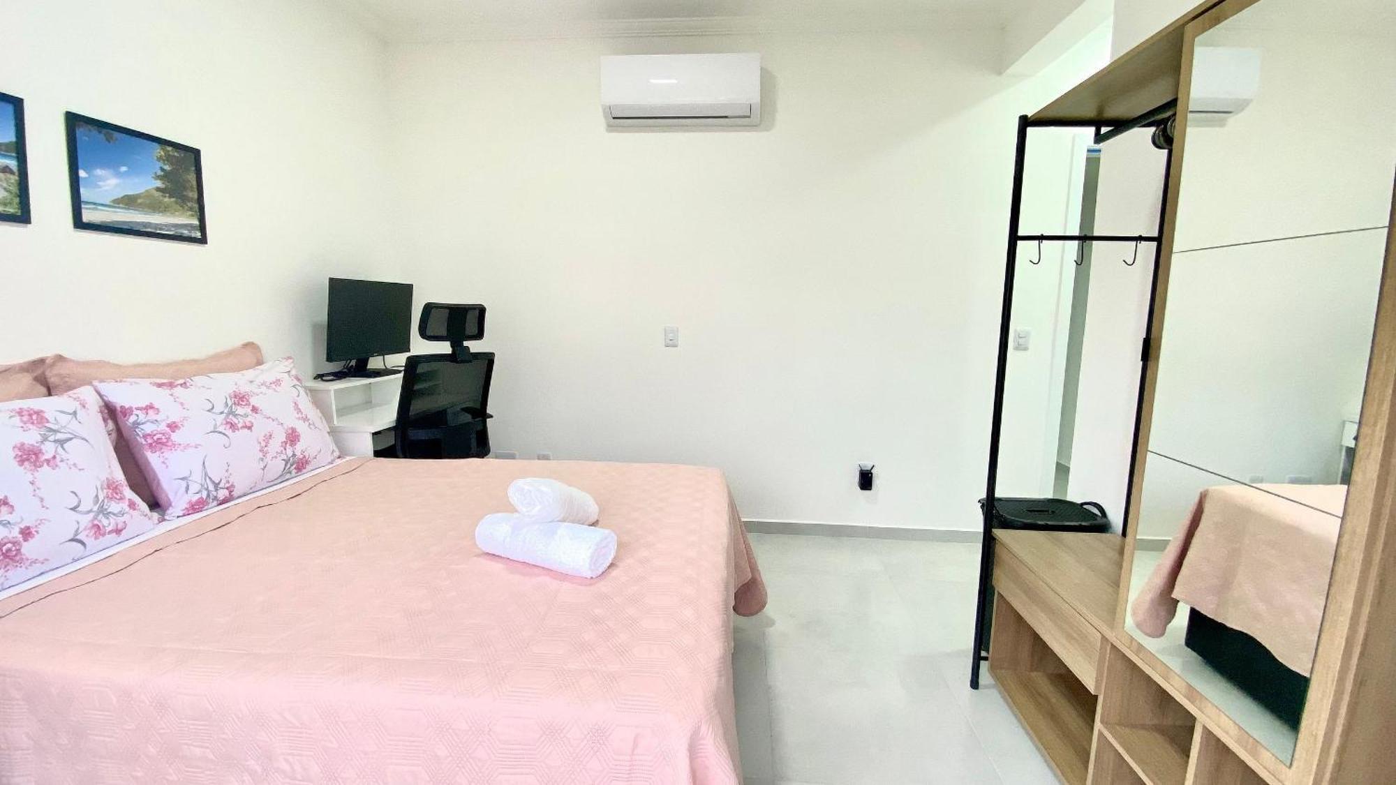 Espaco Pratico E Clean Perto Da *